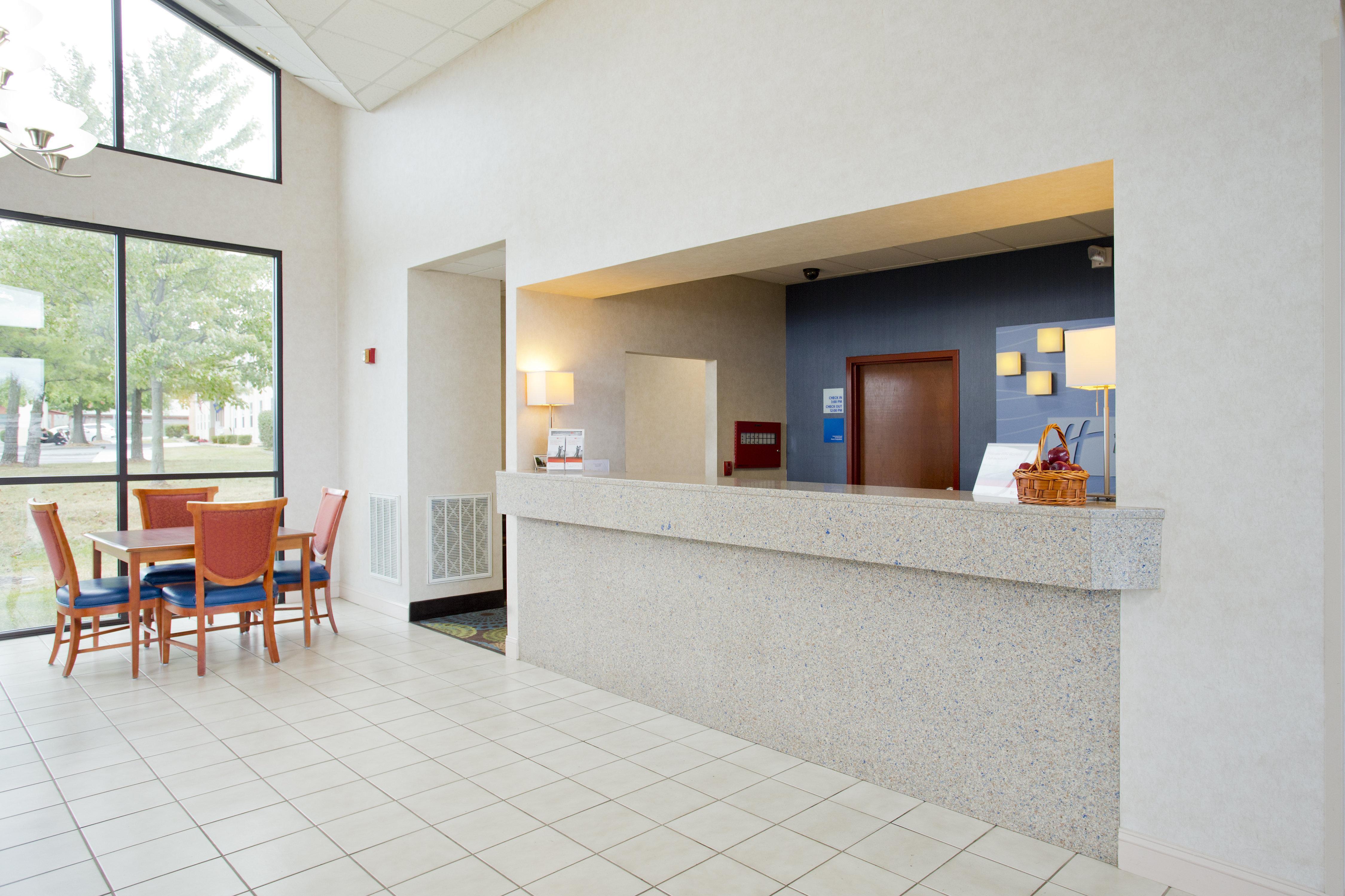 Holiday Inn Express Stephens City By Ihg Exterior photo
