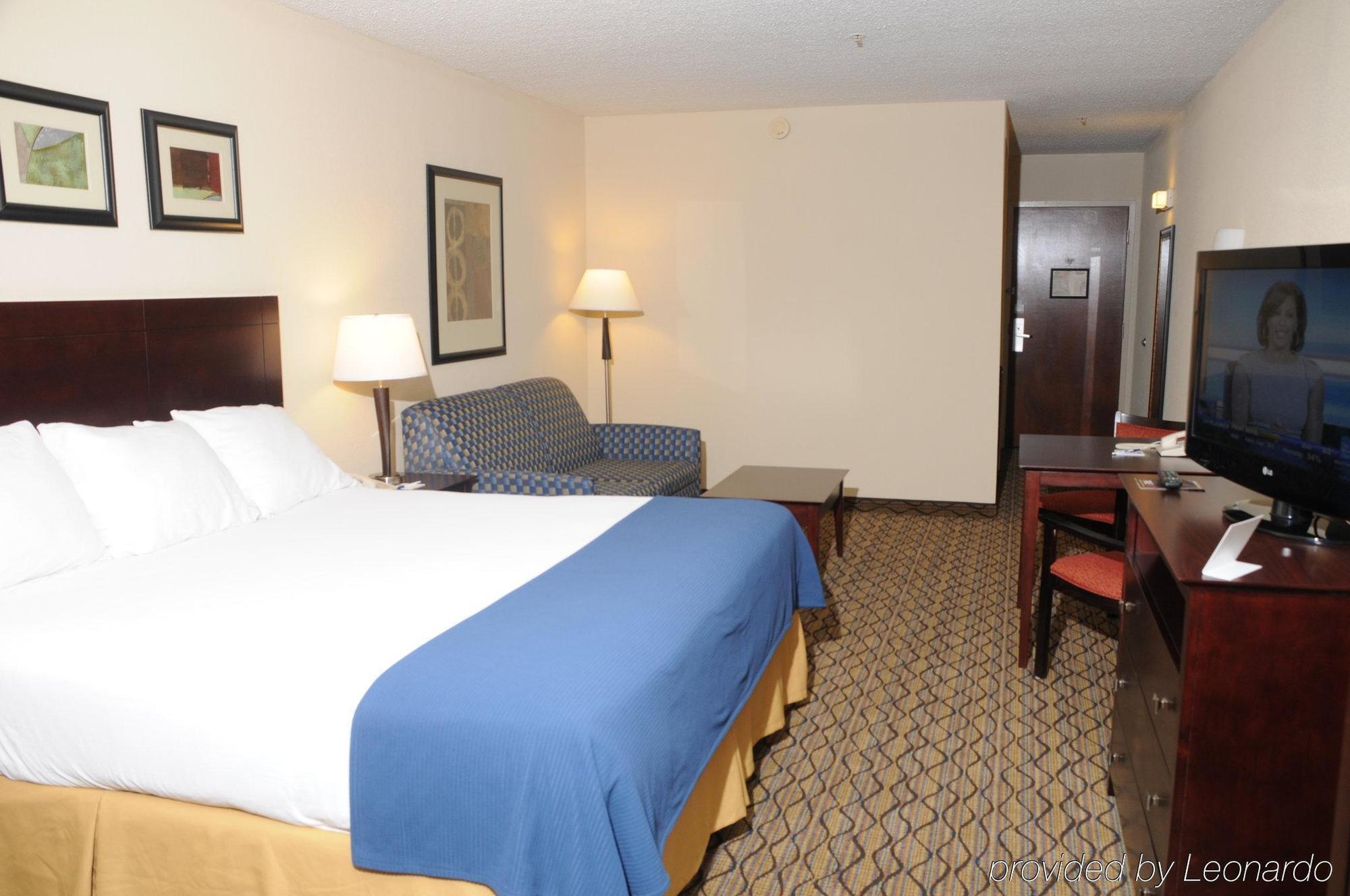 Holiday Inn Express Stephens City By Ihg Room photo