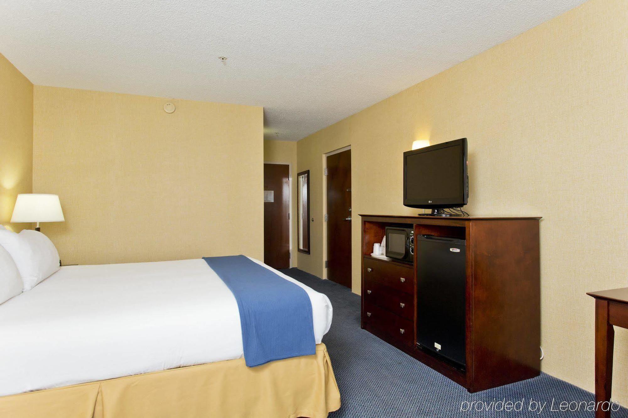 Holiday Inn Express Stephens City By Ihg Exterior photo