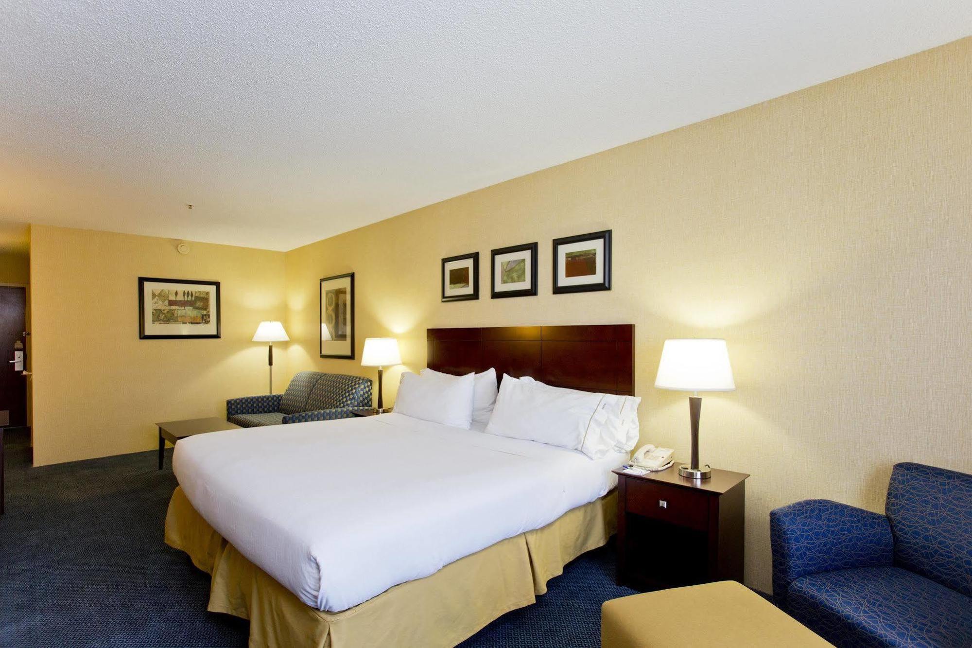 Holiday Inn Express Stephens City By Ihg Exterior photo